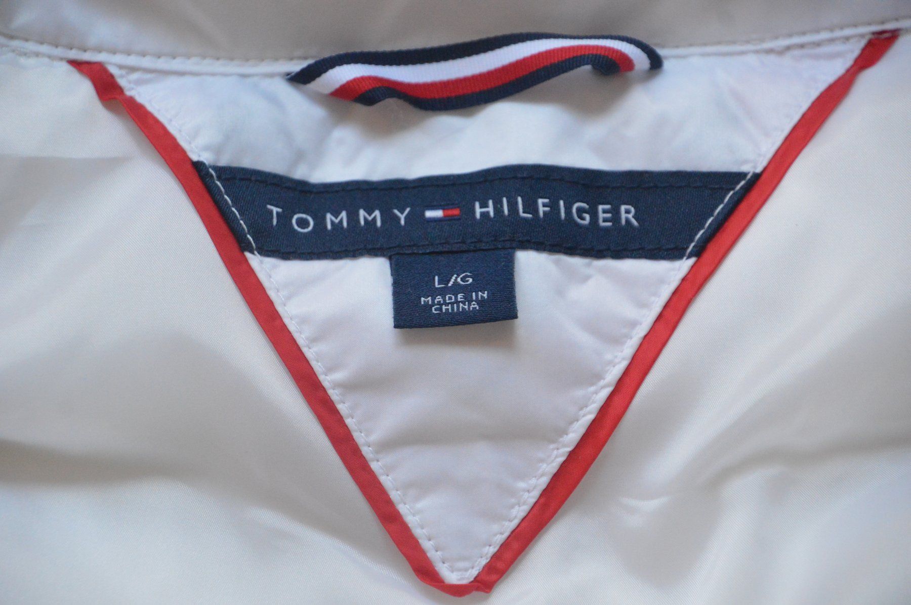 Tommy Hilfiger Giacche: Daunenjacke Tommy Hilfiger doudoune .L – Usato da Collonges venduto da arashee 4