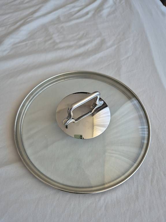 Casseroles: Topfdeckel aus Glas - 28 cm, 24 cm, 20 cm – D'occasion à Allschwil par BiHoh 2
