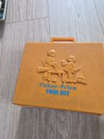 Boîte à outils Fisher-Price vintage en plastique orange