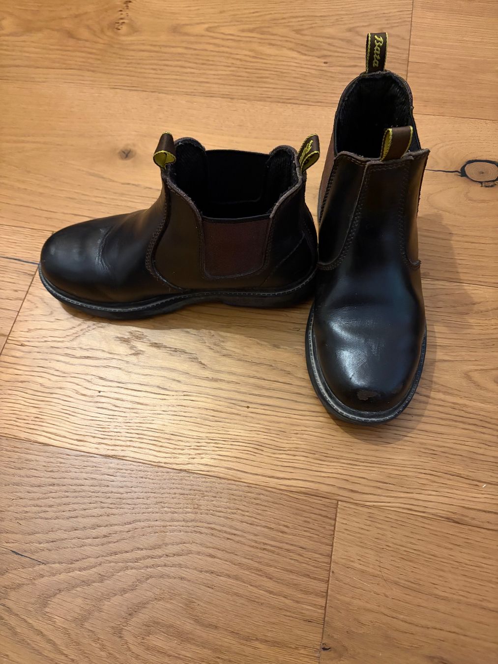 Scarpe per ragazzi: Leder Bata Stiefel 33 – Usato da Kleinlützel venduto da Tamaralinders 3