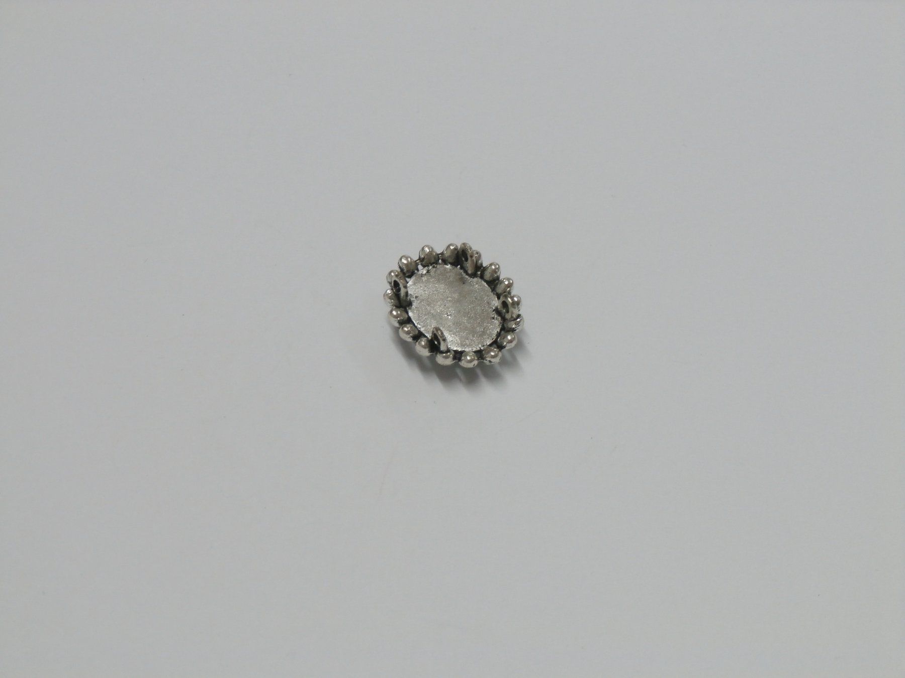 Perle (finte): 20 Metall Verbinder 2 Sorten (249) – Nuovo e nell'imballaggio originale da Blatten b. Naters venduto da Hobschelti 1