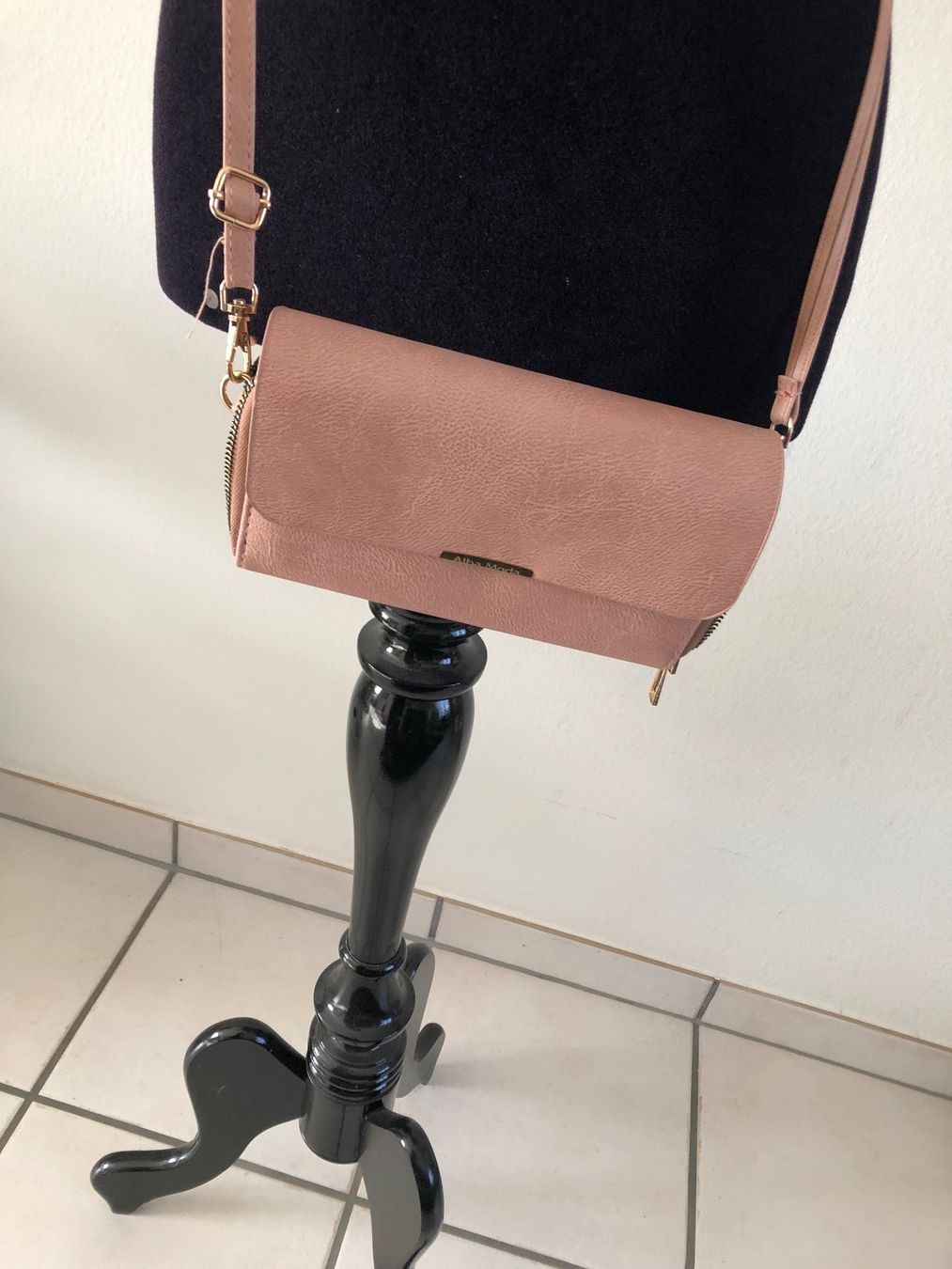 Taschen für Damen: Tasche – Neu (gemäss Beschreibung) aus Arlesheim von leyRum4.5 1