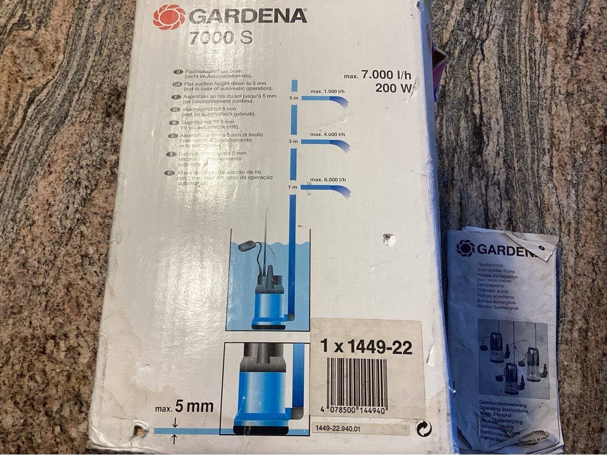 Gardena Pompe & Parti di ricambio: Gardena Tauchpumpe – Usato da St. Margrethen SG venduto da Dubo07 4