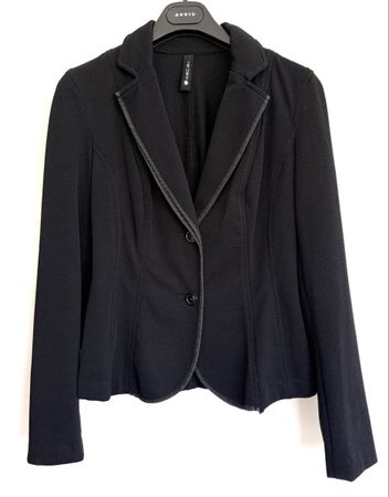 Schwarzer Marc Cain Blazer in Grösse N2/36 - Top Zustand!