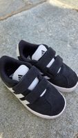 Kinder Sneaker Adidas Klettverschluss Grösse 25 schwarz