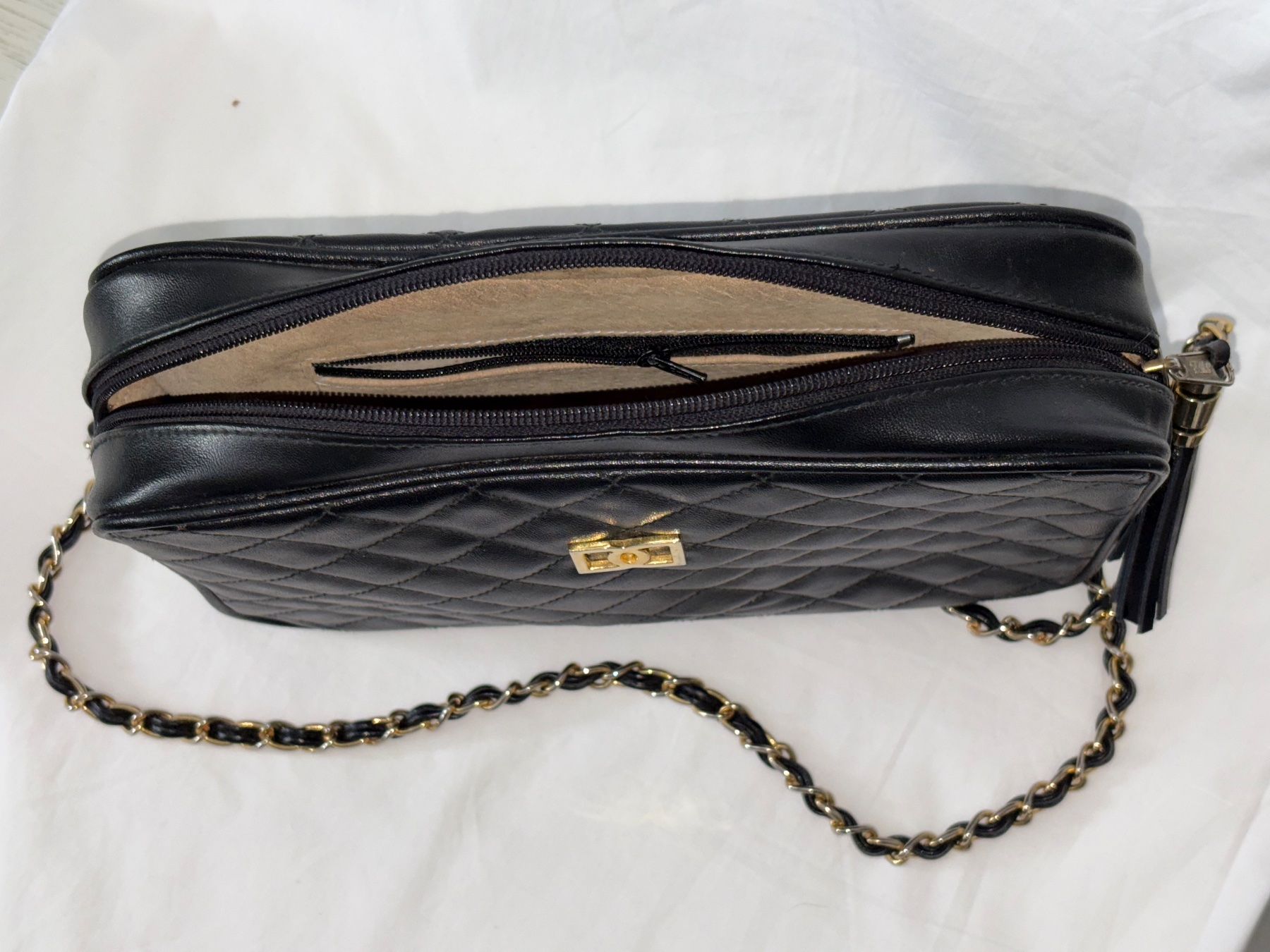 Borse da donna: Vintage Schultertasche "Camera Bag"-Stil, schwarz – Usato da Oberrieden venduto da pet_n2c2 1