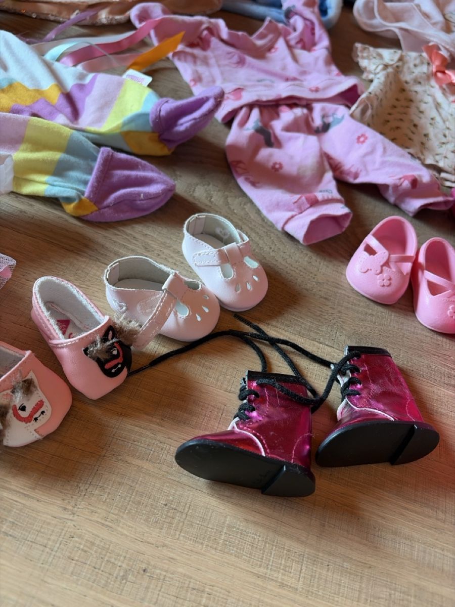 Bambole: Puppenkleider gekauft 2020-2025 – Usato da Saanenmöser venduto da ballerinas 1