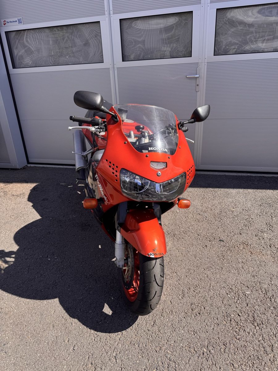 Honda Strada: Honda CBR 900RR – Usato da Niederbipp venduto da alp_6dg6 1