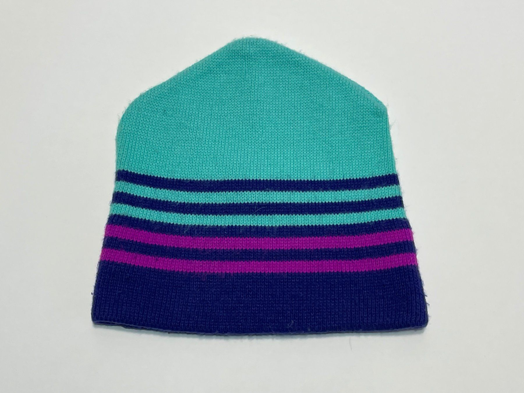 Copricapi, berretti & cappellini: Vintage 80s Beanie – Usato da Zürich venduto da le_souk