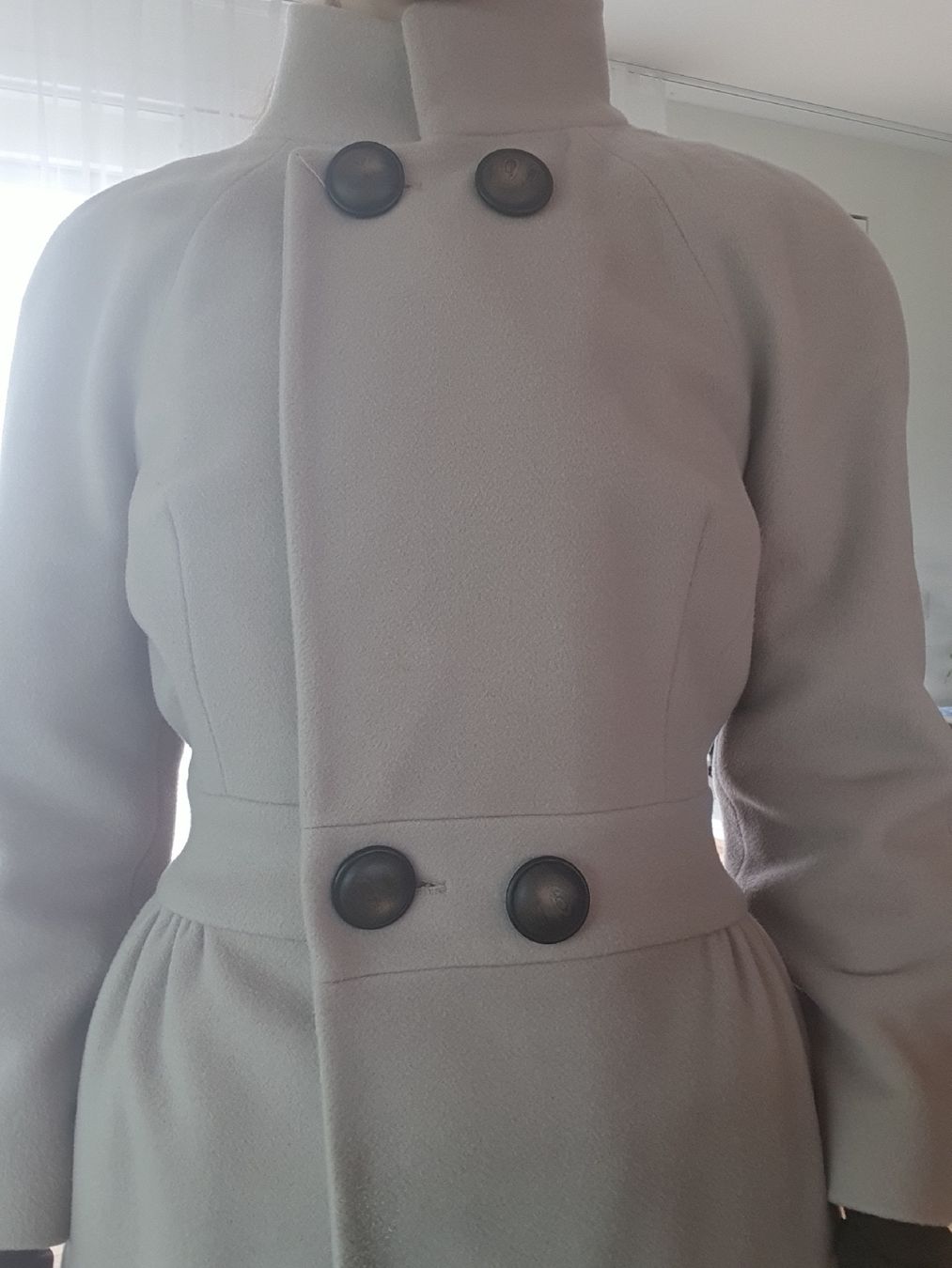 Cappotti: Eleganter Mantel, Grösse S-M, Beige – Usato da Wettswil venduto da myklt 1
