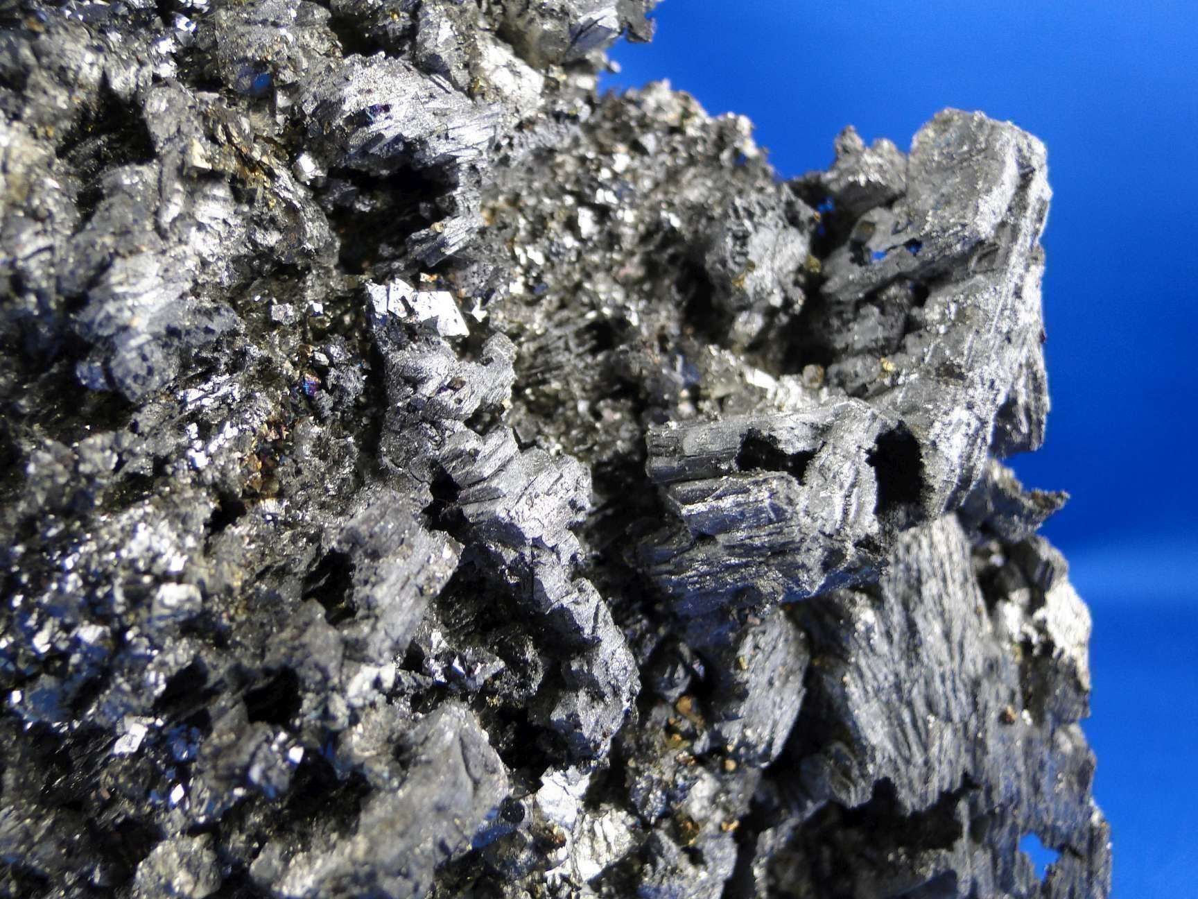 Minerali & Pietre curative: Pyrit psm Pyrrhotit – Usato da Schinznach Bad venduto da Demerald 3