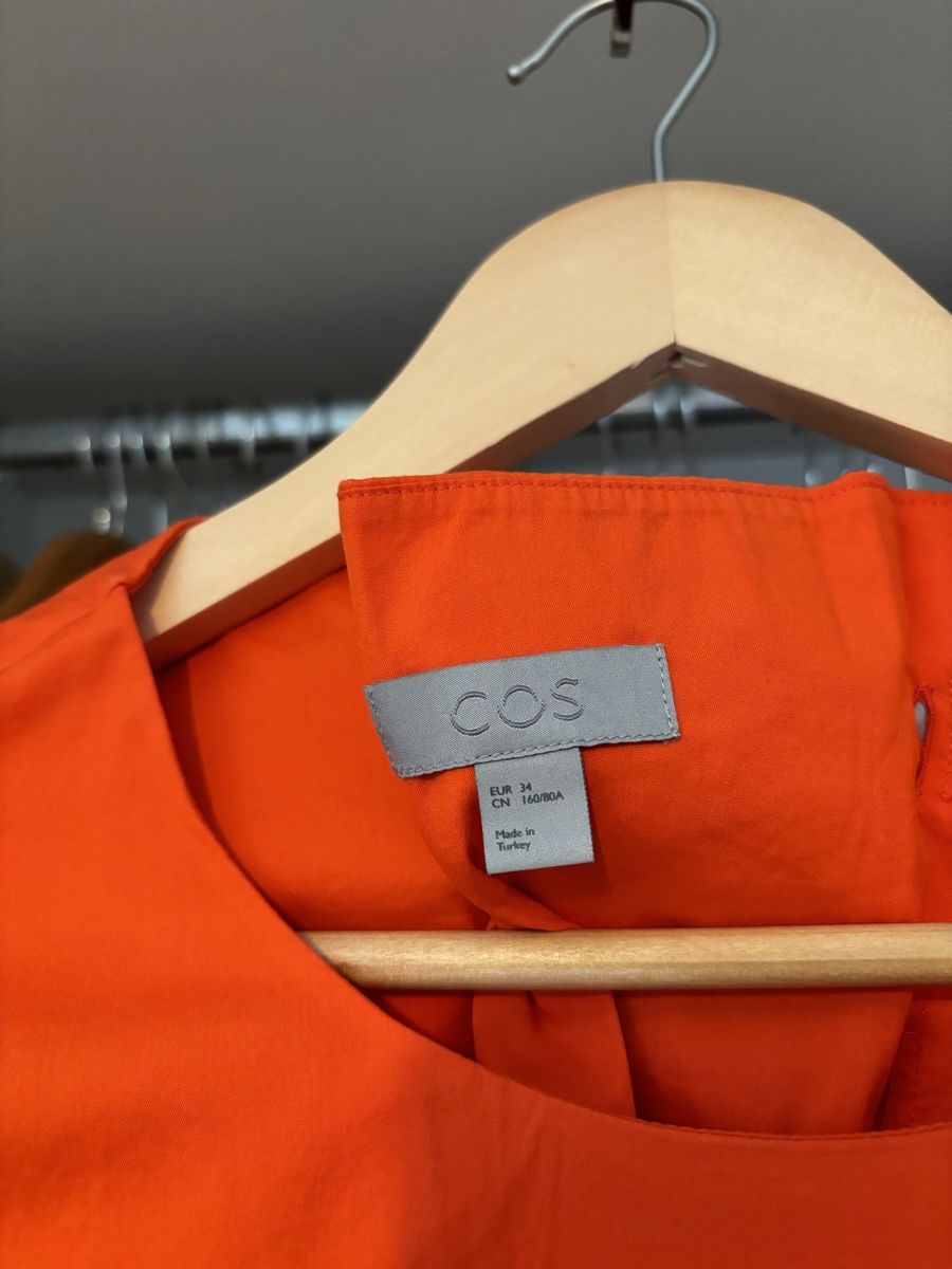 Cos Robes: Cos 34 ,xs – D'occasion à Rapperswil SG par Gemstonebyyo 1