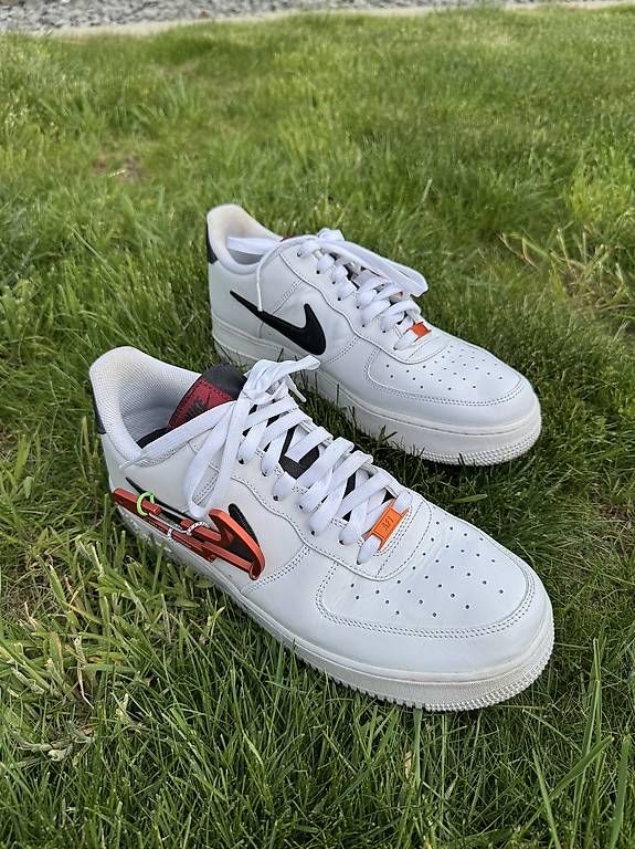 Scarpe da uomo: Air Force 1 Low Carabiner Swoosh Red – Usato da Schindellegi venduto da Die-Go 3