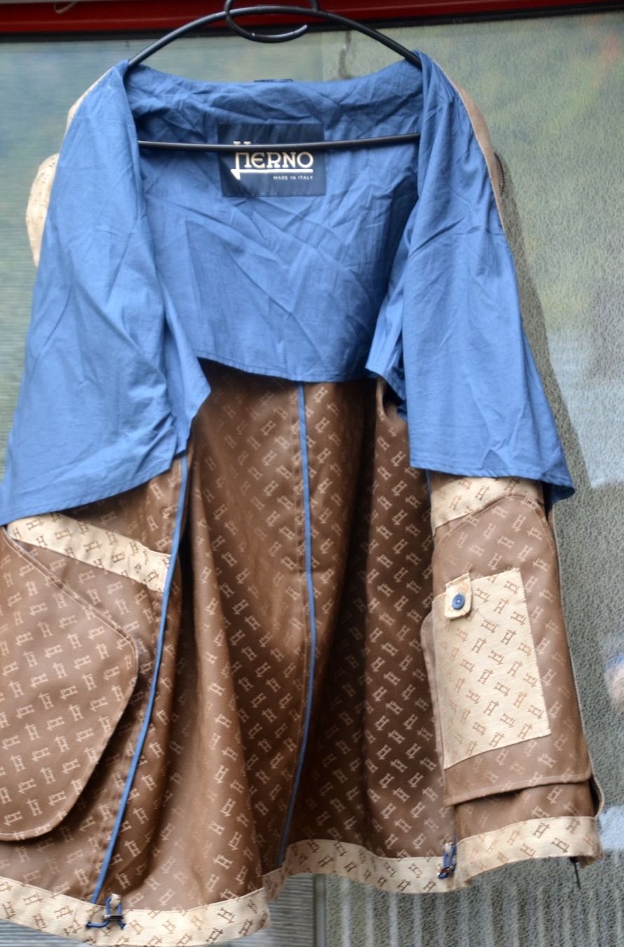 Herno Giacche: HERNO Wasserdichte Jacke / veste imperméable Oversize – Usato da Collonges venduto da arashee 3
