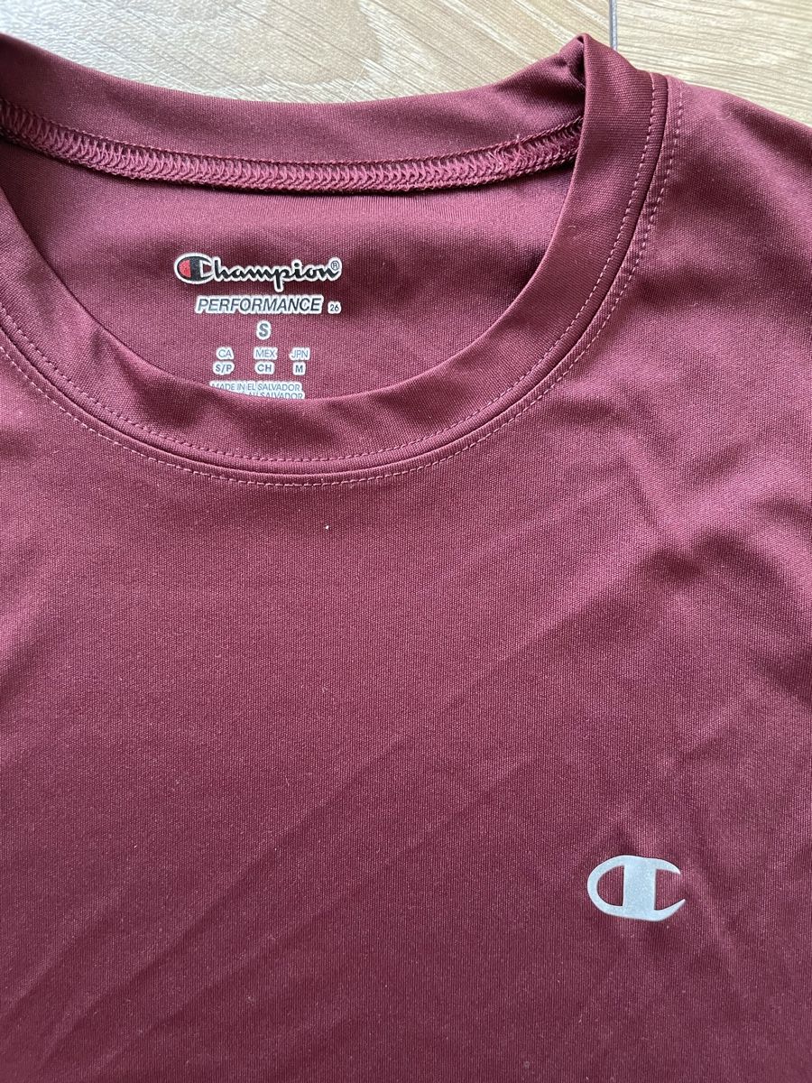 Champion T-Shirts: T-shirt de sport Champion S – Gebraucht aus Lausanne von Balthaaaa 1