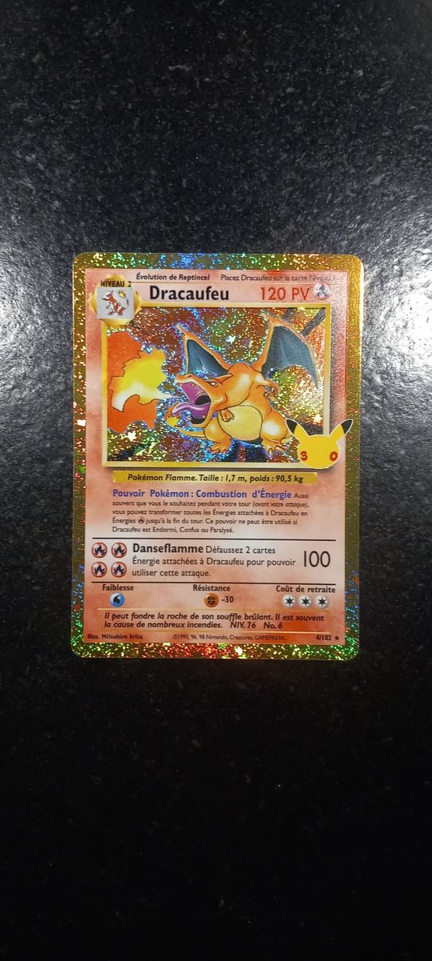 Pokémon Carte collezionabili: Dracaufeu 30ans – Nuovo (secondo la descrizione) da La Chaux-de-Fonds venduto da smi_c57r