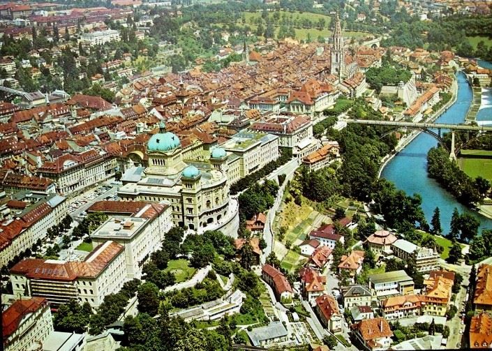 Cartoline postali: BERN Flugaufnahme – Nuovo (secondo la descrizione) da Jona venduto da philajona