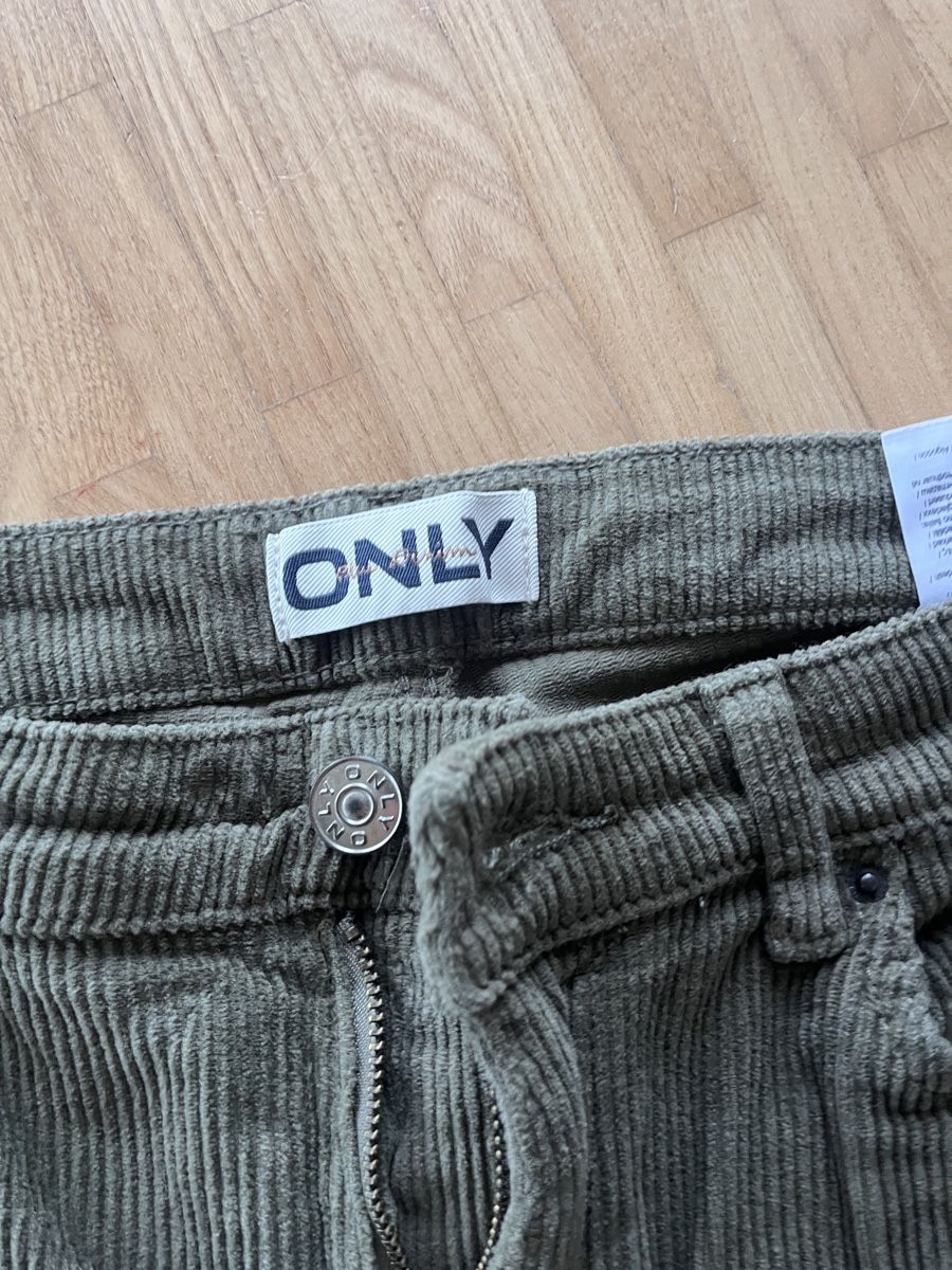 Only Pantalons: Cordhose  – D'occasion à St. Gallen par elli18 3
