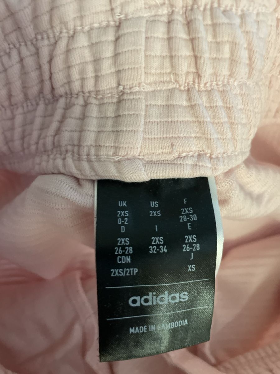 Adidas Hosen: Adidas Trainerhose altsosa – Neu (gemäss Beschreibung) aus zürich von ningsih 2
