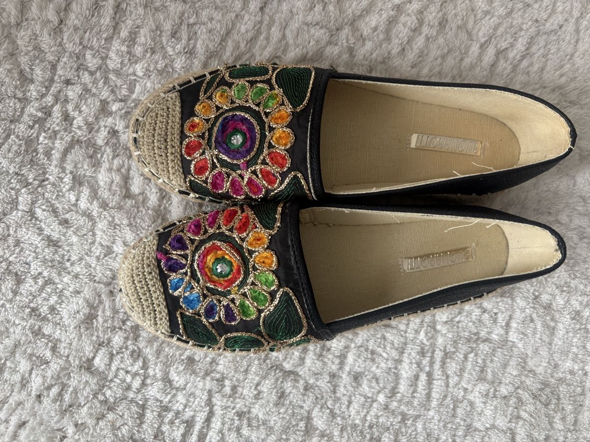 Scarpe da donna: Sommer Espadrilles, Blumendesign, Grösse 40 – Usato da Greifensee venduto da Habkern 1