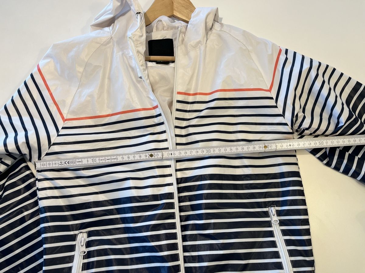 Giacche: luftige feine Windjacke S/M – Usato da Adetswil venduto da dp9 2
