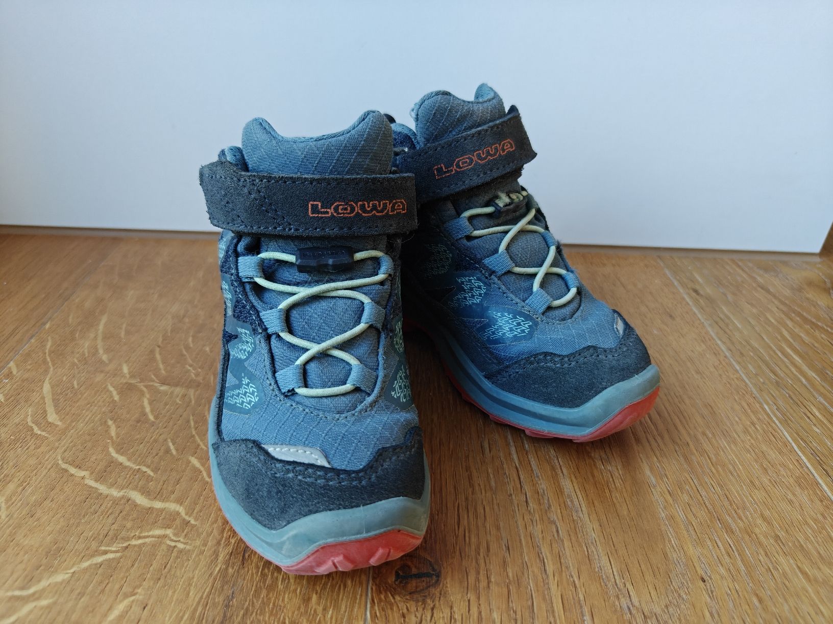 Lowa Scarpe per ragazzi: Lowa Wanderschuhe Grösse 25 – Usato da Wettingen venduto da SiSiLaWe