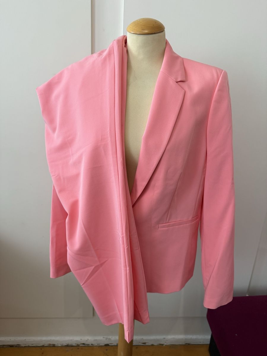 Anzüge & Kostüme: Ensemble/tailleur, rose saumon – Neu (gemäss Beschreibung) aus Le Locle von tchanatakoua 1