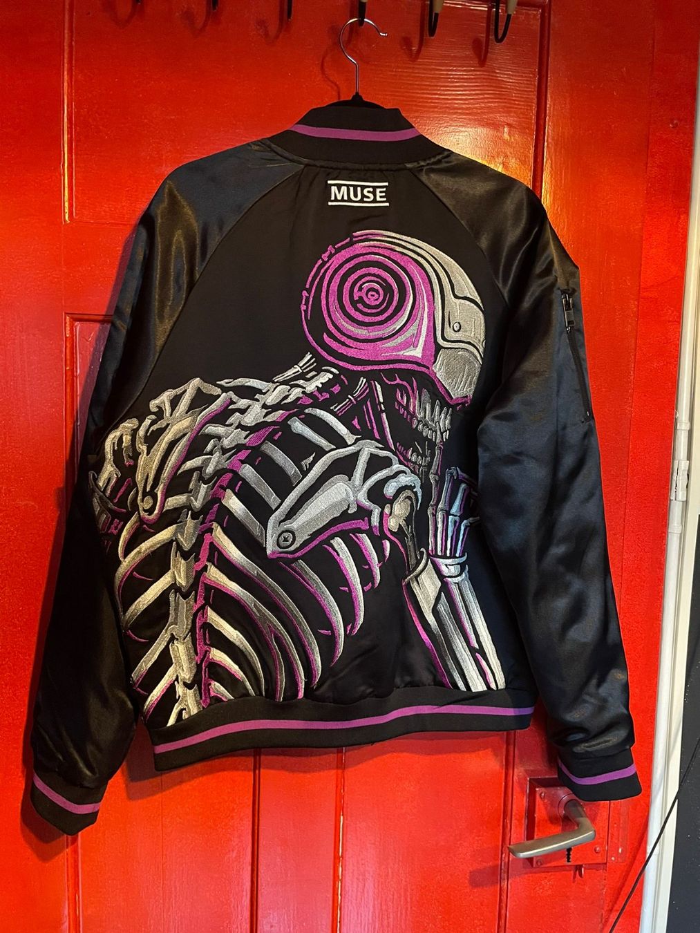 Jacken: Muse Simulation Theory Bomber Jacket Murph – Gebraucht aus Zürich von Swiss_Rhapsody 2