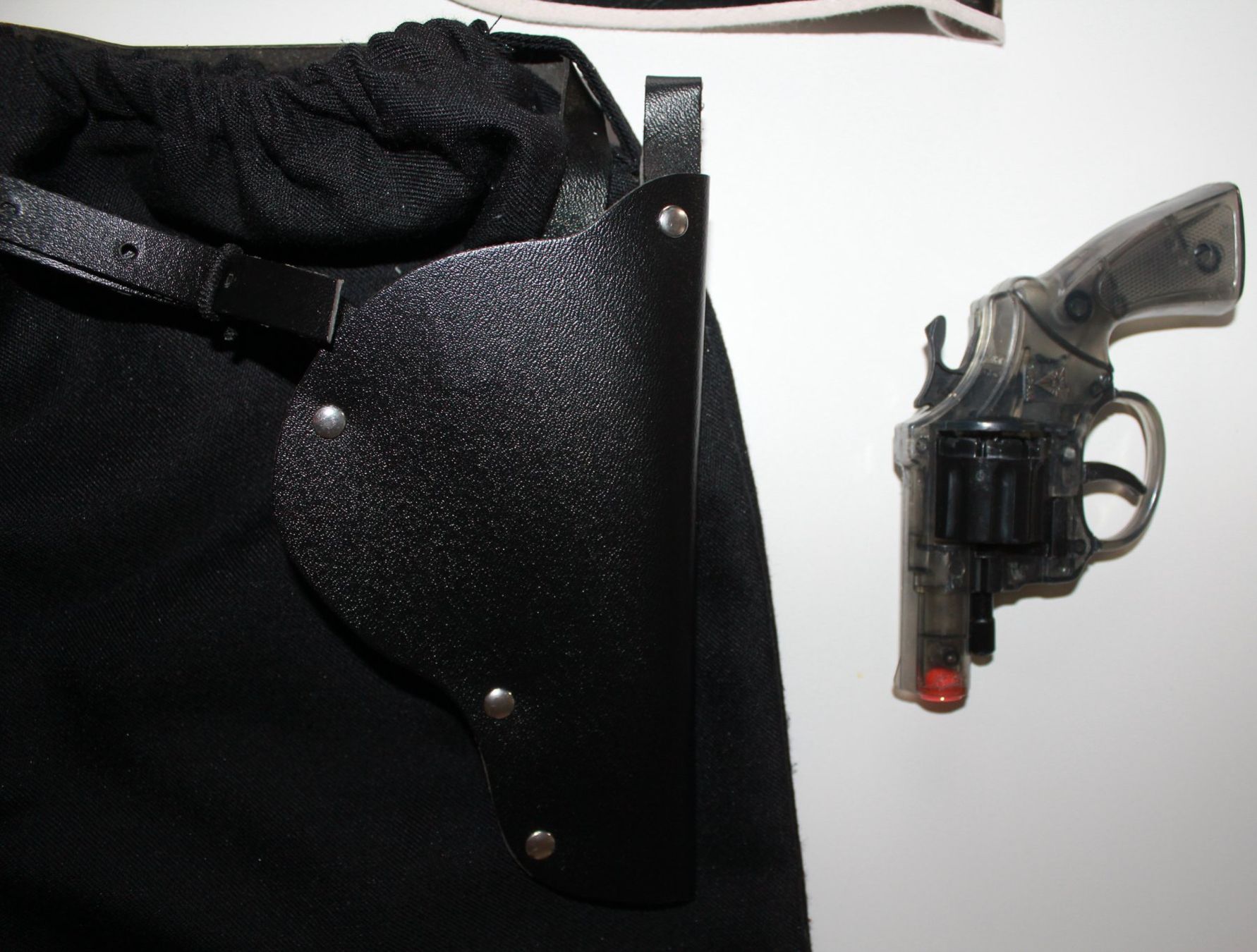 Costumi: Costume Cowboy t.7 - 8 ans – Usato da Peseux venduto da CoolShoping 5
