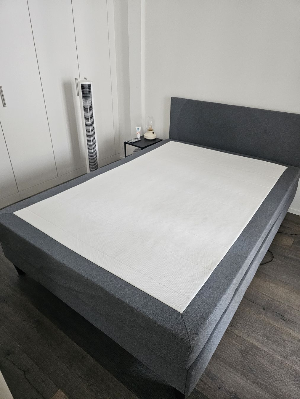 Ikea Betten: Bett Säbövik mit Matratzentopper Tussoy – Gebraucht aus Zürich von jon_d2cv