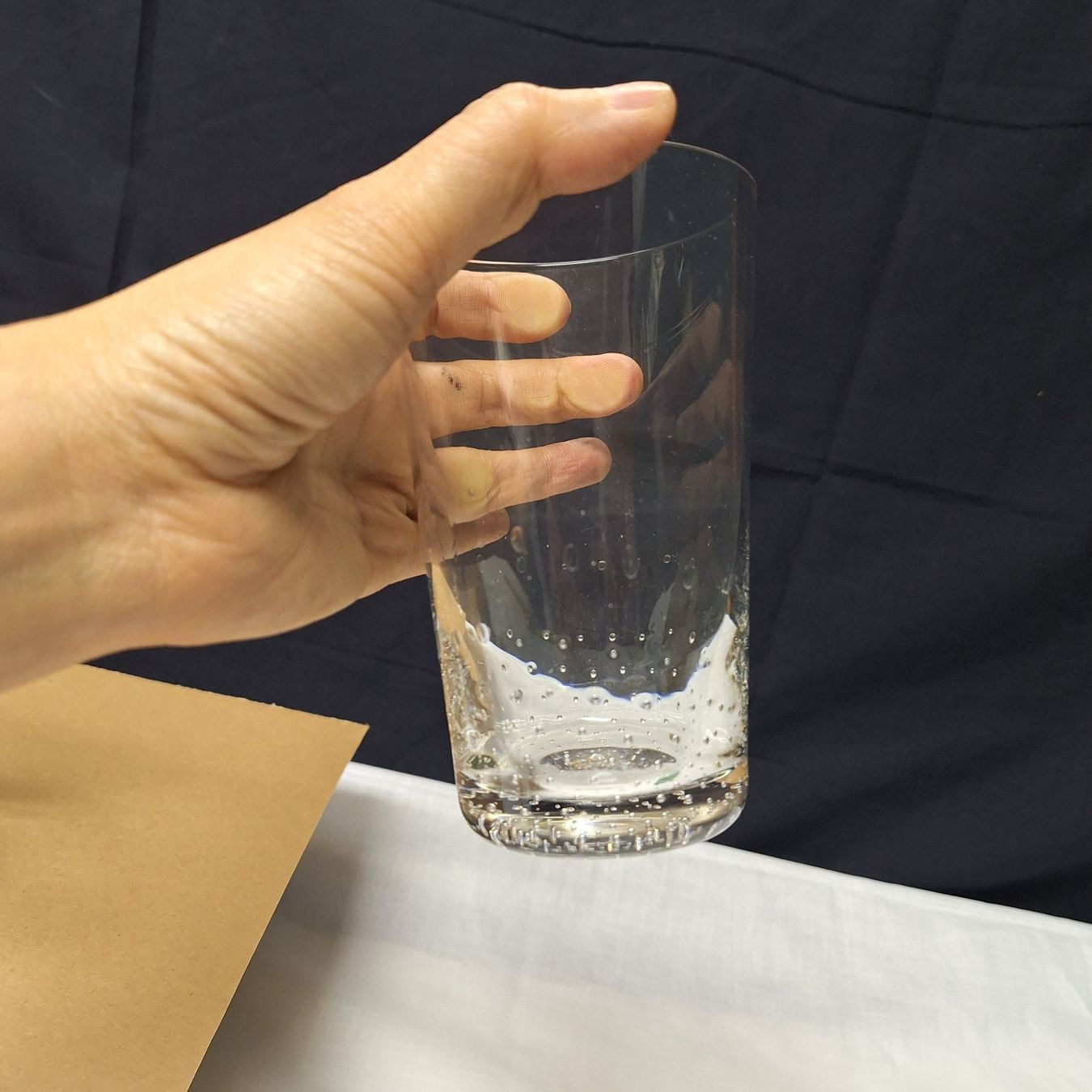Verres: 2 grosse Trinkgläser mit Lufteinschlüssen, Bläschenoptik – D'occasion à Winterthur par ric_rl7n 1