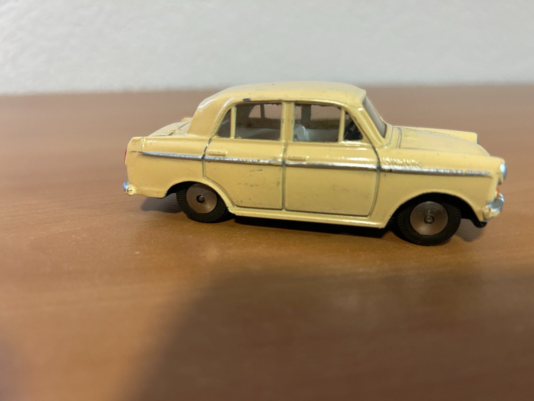 Modellini d'auto: Modelpet Datsun Bluebird 1:43 – Usato da Schafisheim venduto da Ducati57 7