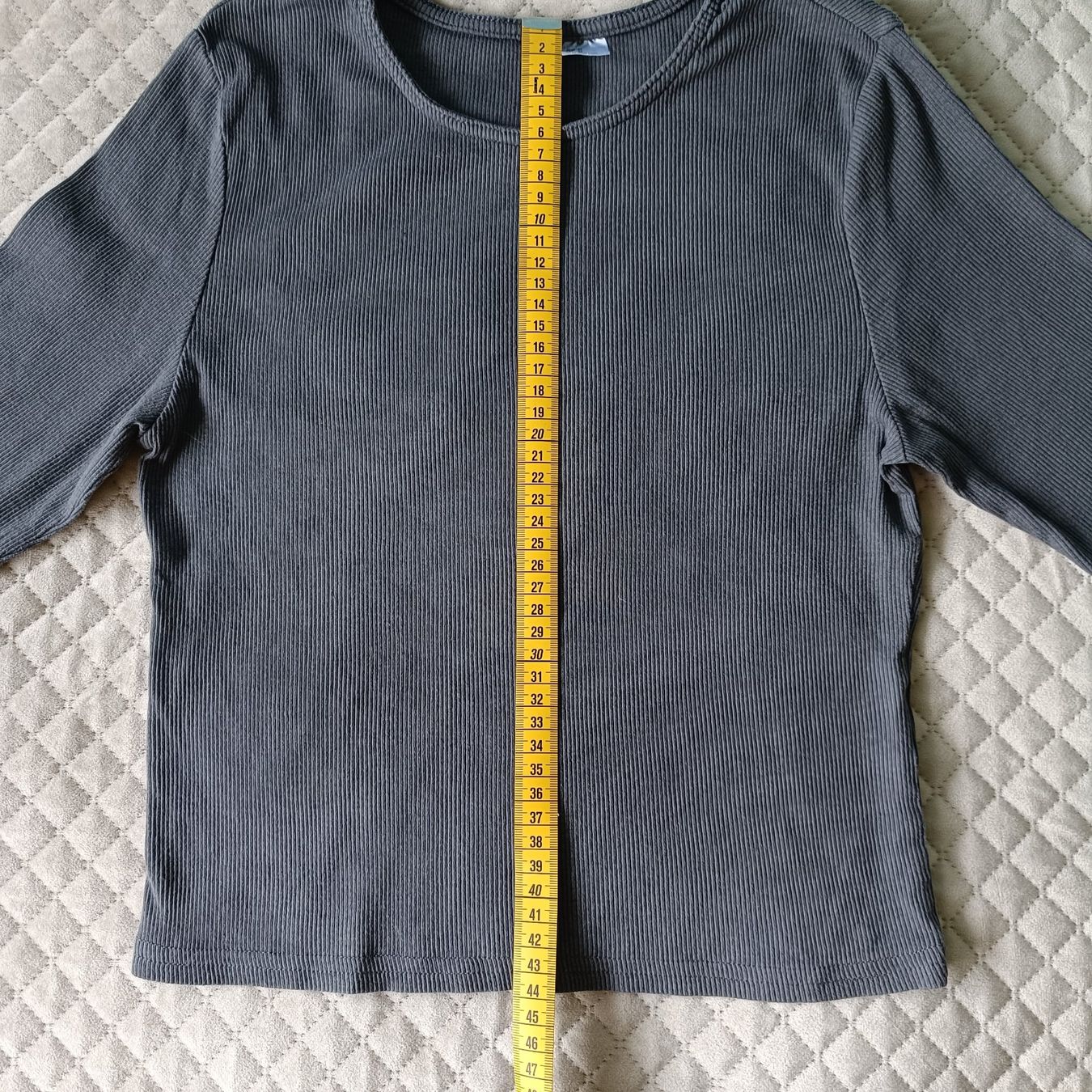 H&M T-shirt: Ribbed Longsleeve – Usato da Pfäffikon sz venduto da Suim 2