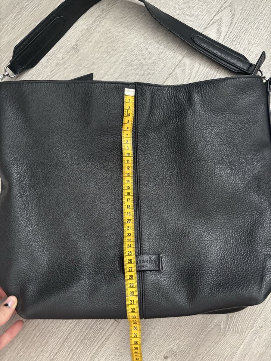 Liebeskind Taschen: Liebeskind Berlin schwarze Ledertasche – Neu (gemäss Beschreibung) aus Frauenfeld von getvintage 1