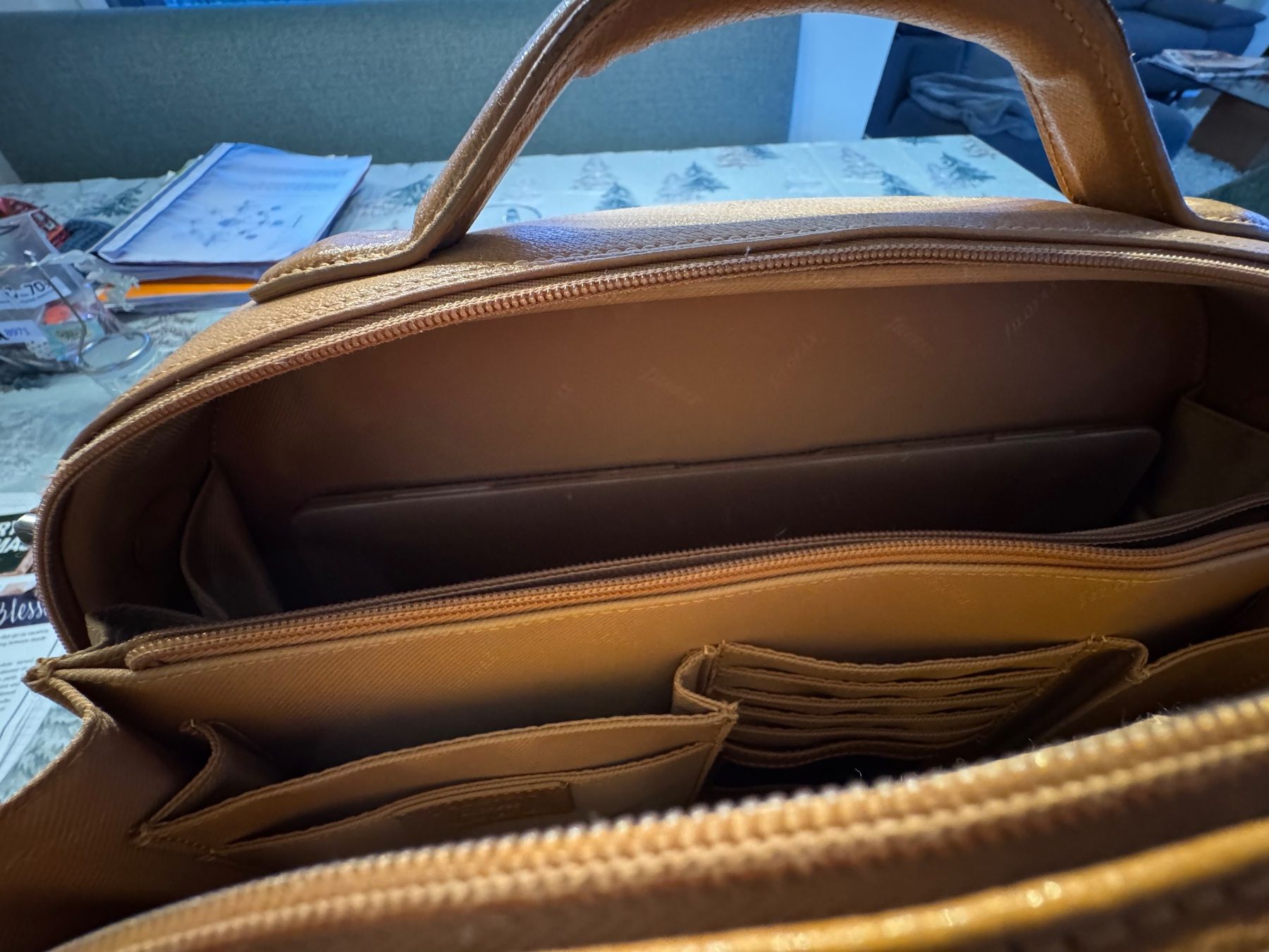 Filofax Valigie & Borse: FILOFAX Retro Laptop/Arbeitstasche – Usato da Thalwil venduto da rocker3dan 9