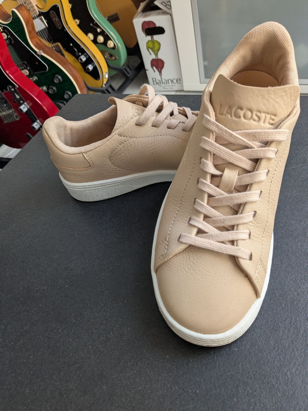 Lacoste Scarpe da donna: Lacoste Sneaker – Usato da Küssnacht am Rigi venduto da schweizerrose