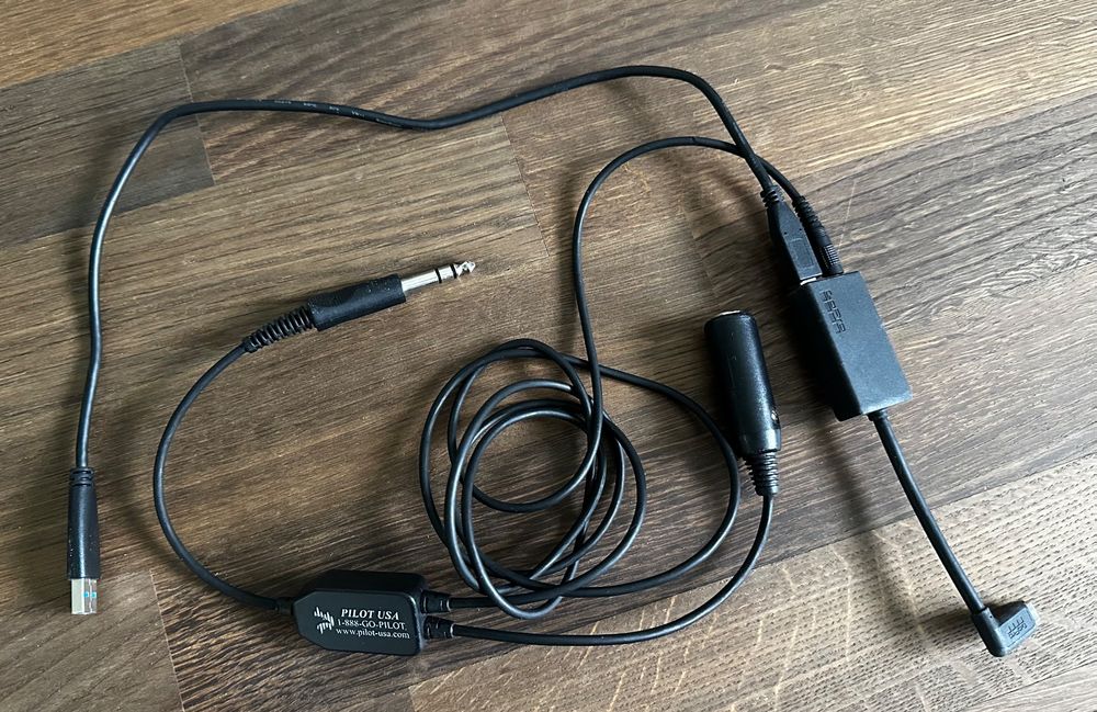 GoPro Hero Intercom Headset Adapter Flugzeuge (Gebraucht) in Bäch SZ ...