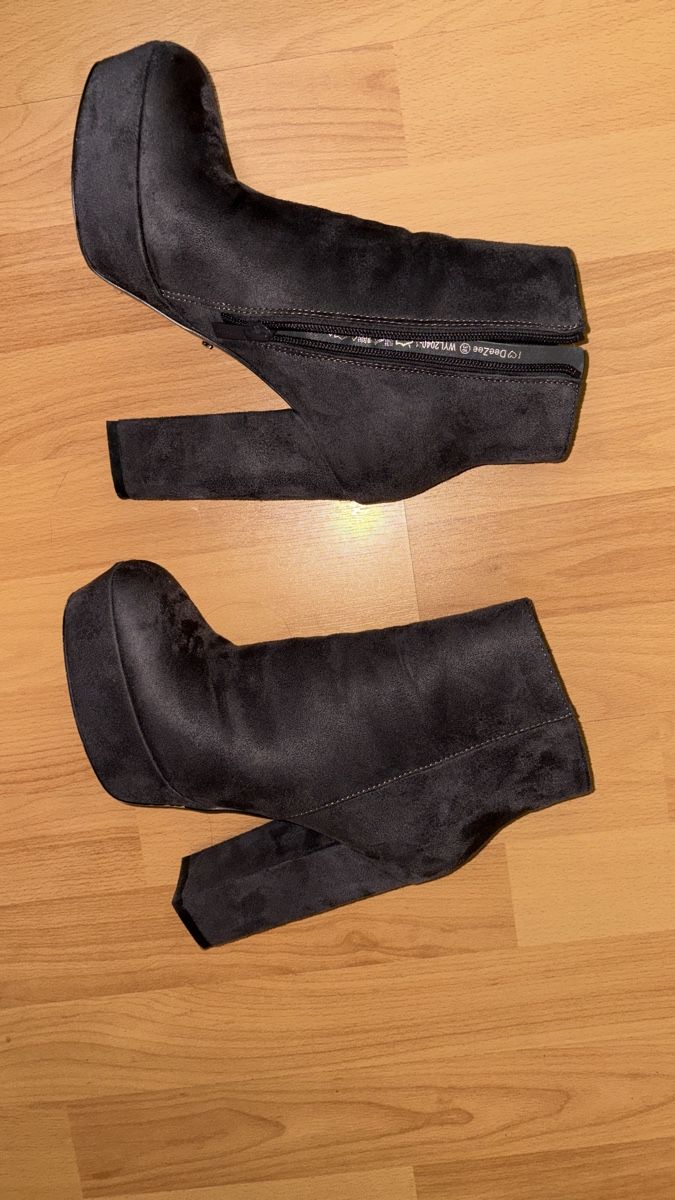 Damenschuhe: Highheels  – Gebraucht aus Weisslingen von andre.a.o