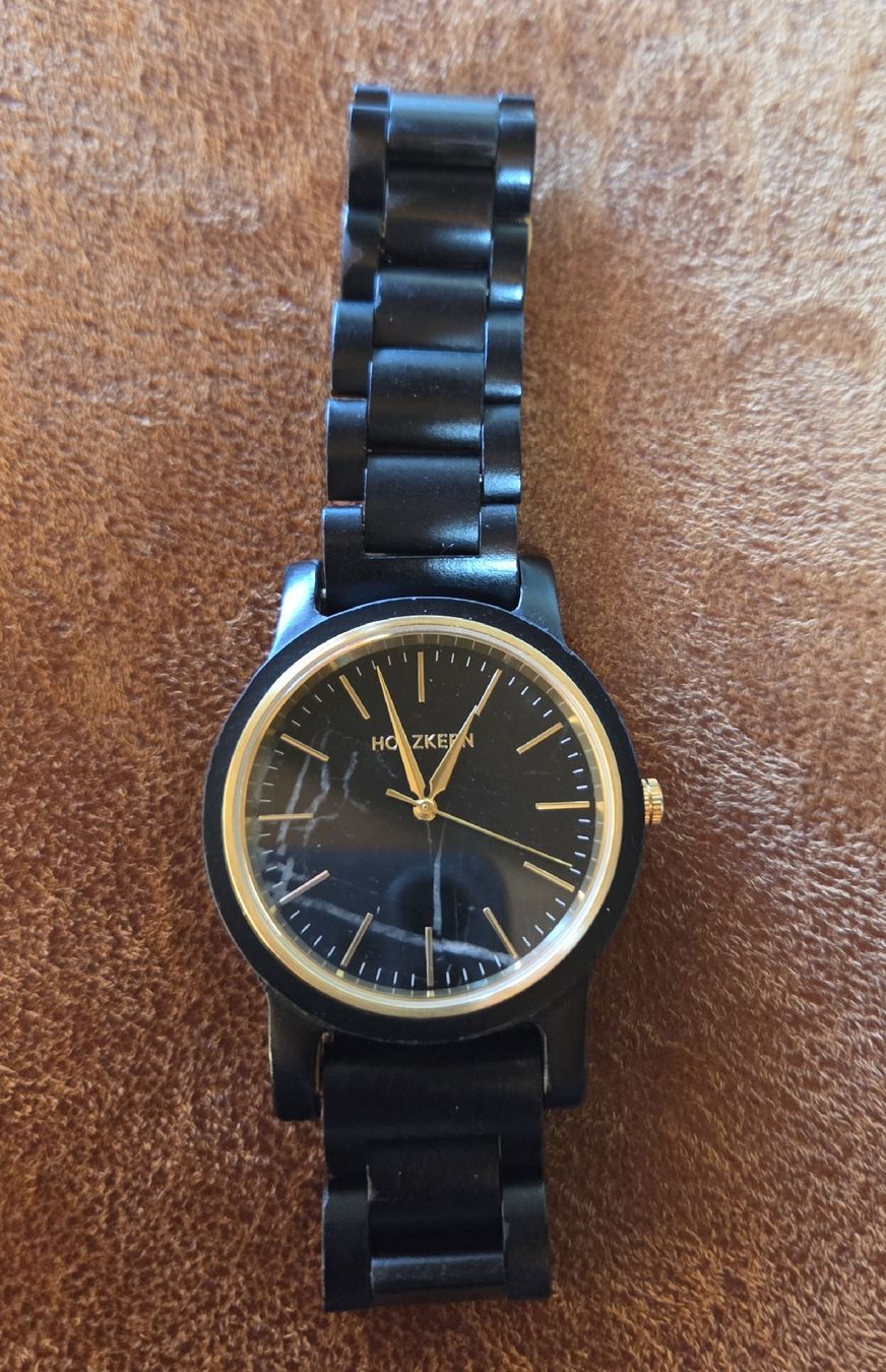 Orologi: wunderschöne Holzkern- Uhr mit echtem Marmor – Usato da Grosshöchstetten venduto da Dirue
