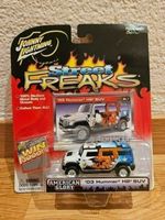 Johnny Lightning '03 Hummer H2 SUV/ Gummireifen