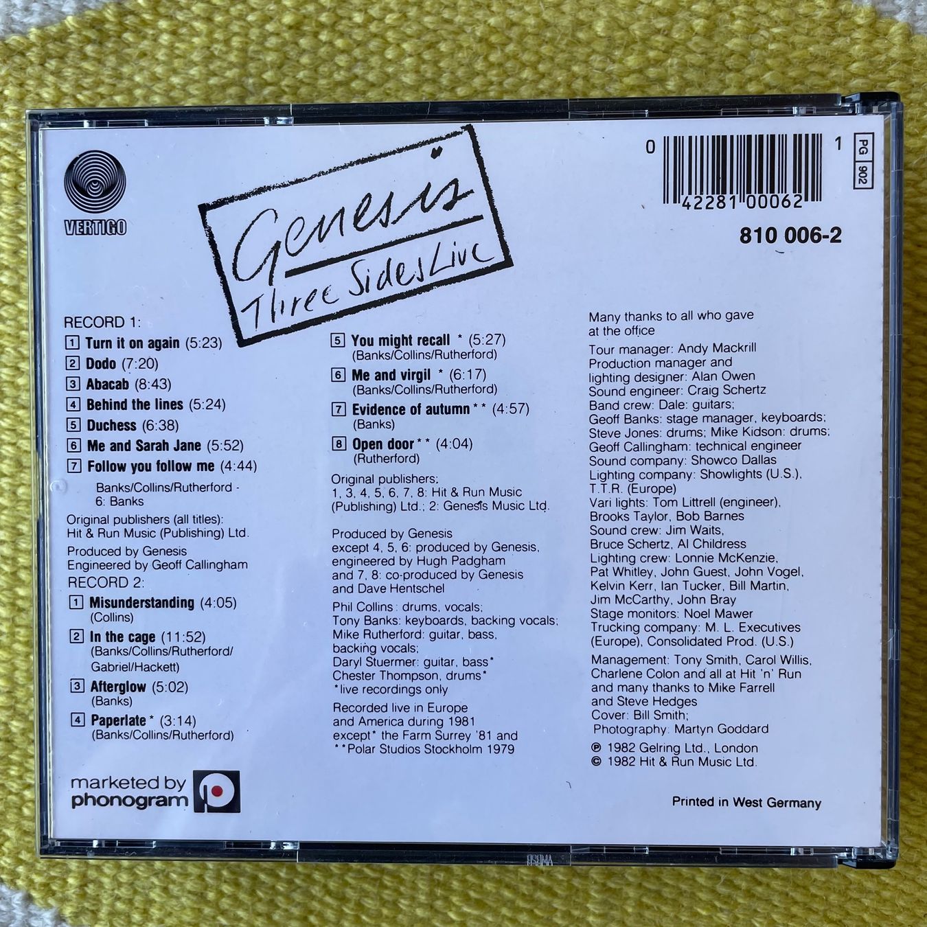CD: GENESIS-2CD THREE SIDES LIVE 82 – Usato da Rorschacherberg venduto da CD-Roli 1