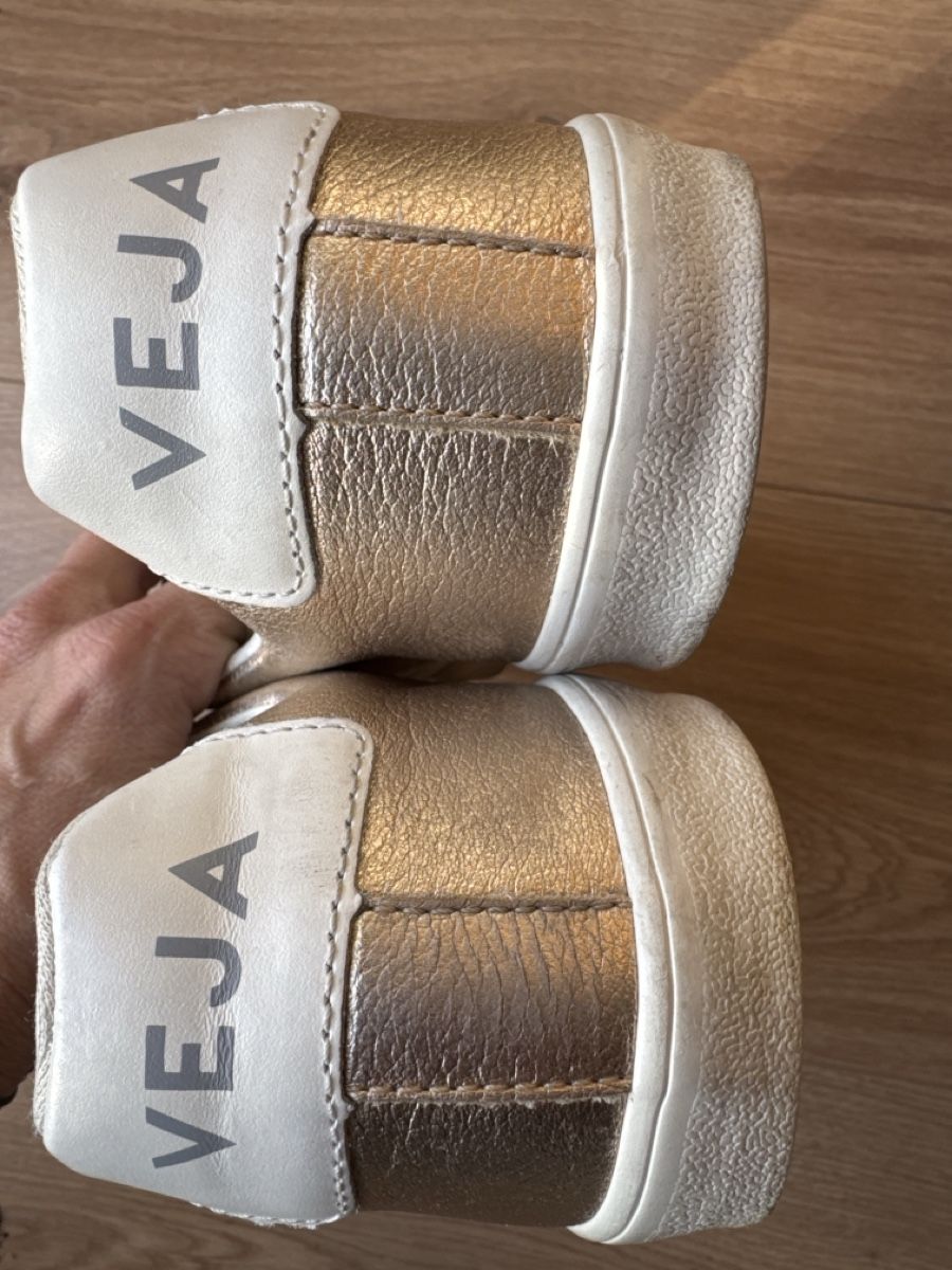 Veja Herrenschuhe: Basket veja – Gebraucht aus Grandson von fle_vb7f 3