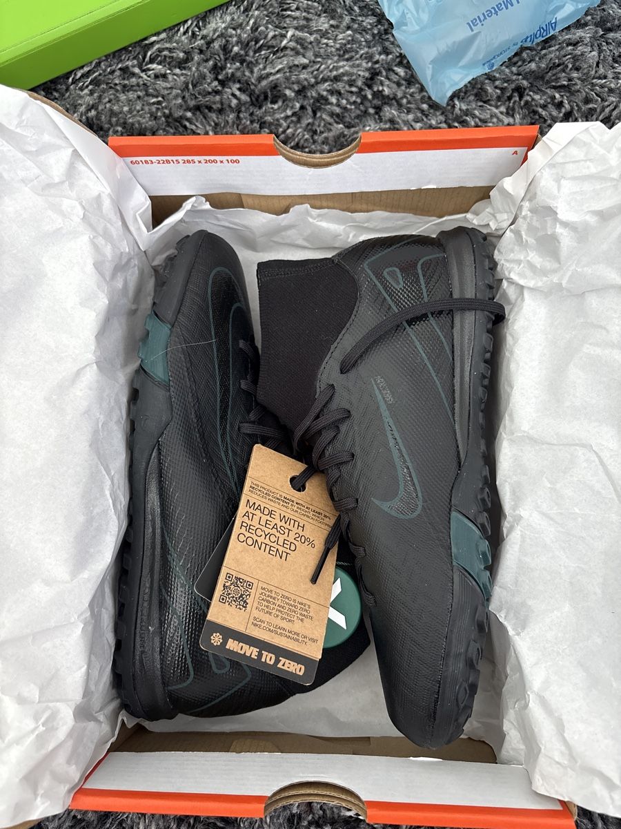 Nike Scarpe per ragazzi: ZM Superfly 10 Academy TF NEU! – Nuovo e nell'imballaggio originale da Staad SG venduto da jasminekrecht