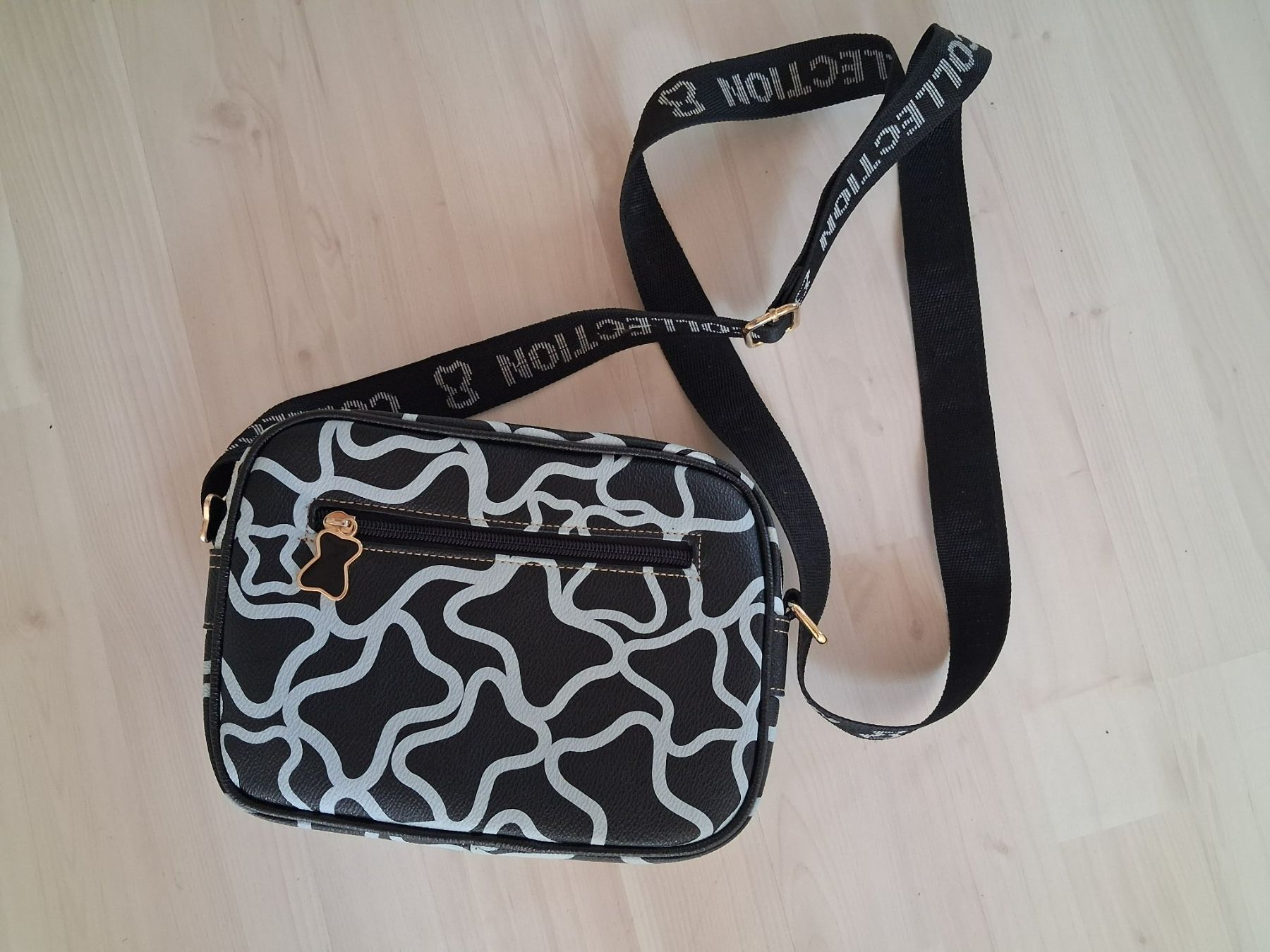Taschen für Damen: UMHÄNGETASCHE SCHWARZ MIT WEISS – Neu (gemäss Beschreibung) aus langnau von Santos1411