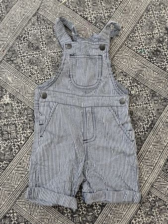 Gestreifte kurze Latzhose Smile Gr 98