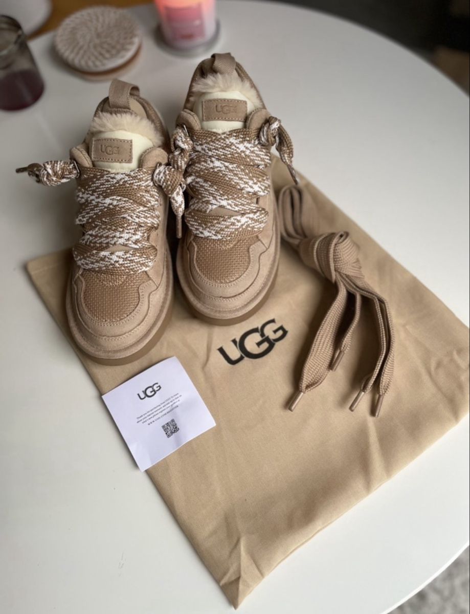 Ugg Scarpe da donna: Ugg Lowmel – Usato da Neuchâtel venduto da xiao_bei