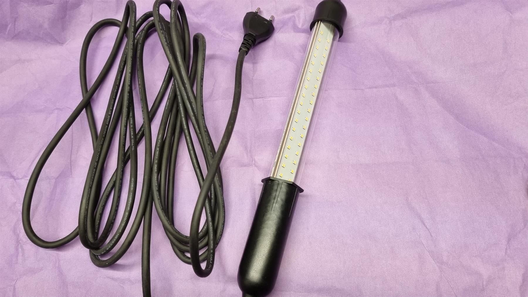 Lampade: LED Stableuchte schwarz 1x2,2 Watt 250 L – Nuovo e nell'imballaggio originale da Rebstein venduto da James-Dean 1