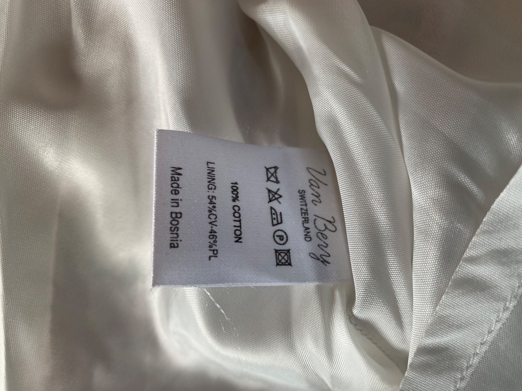 Röcke: Blumenjupe von Van Bery 38 NEU – Neu (gemäss Beschreibung) aus Chur von simhofstr 4