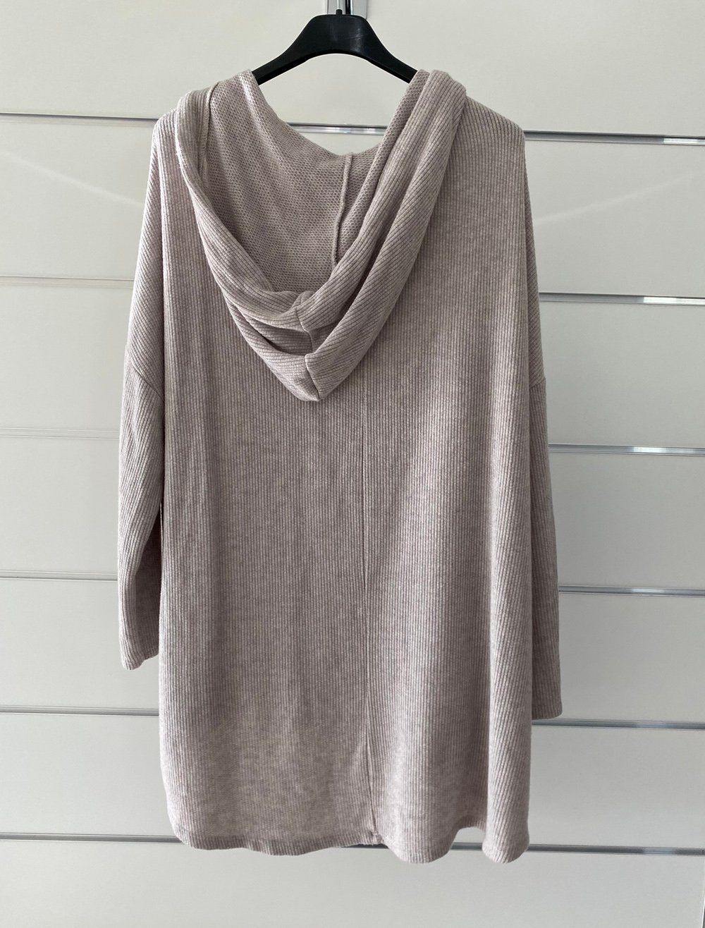 Maglioni & Felpe: Longpullover Kapuze - Grösse ca. 38/40 - NEU – Nuovo e nell'imballaggio originale da Eschenbach SG venduto da Peachick 1