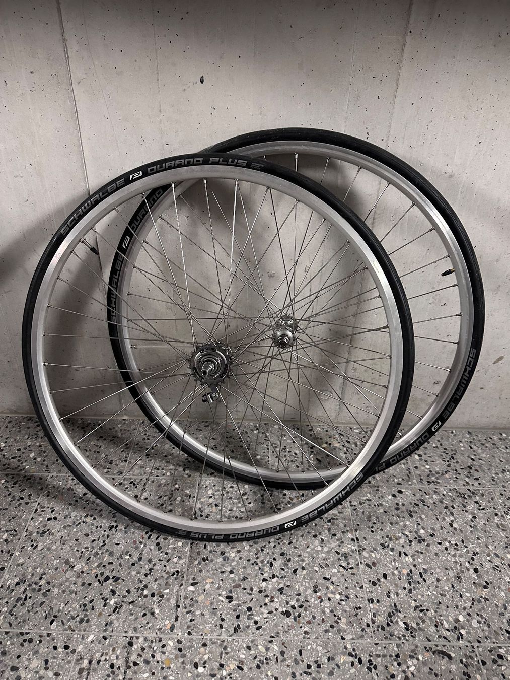 Pneumatici & Ruote complete: Singlespeed Rücktritt Radsatz – Usato da Zuerich venduto da IAB01